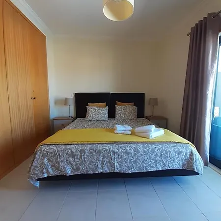 Vista Ondas Olhos De água I Apartamento