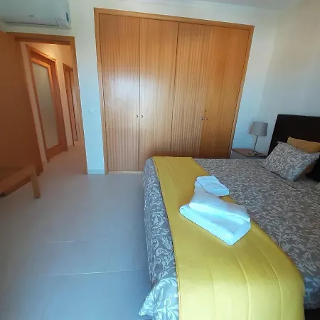 Vista Ondas Olhos De água I Apartamento
