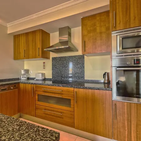 Vista Ondas Olhos De água I Apartamento *